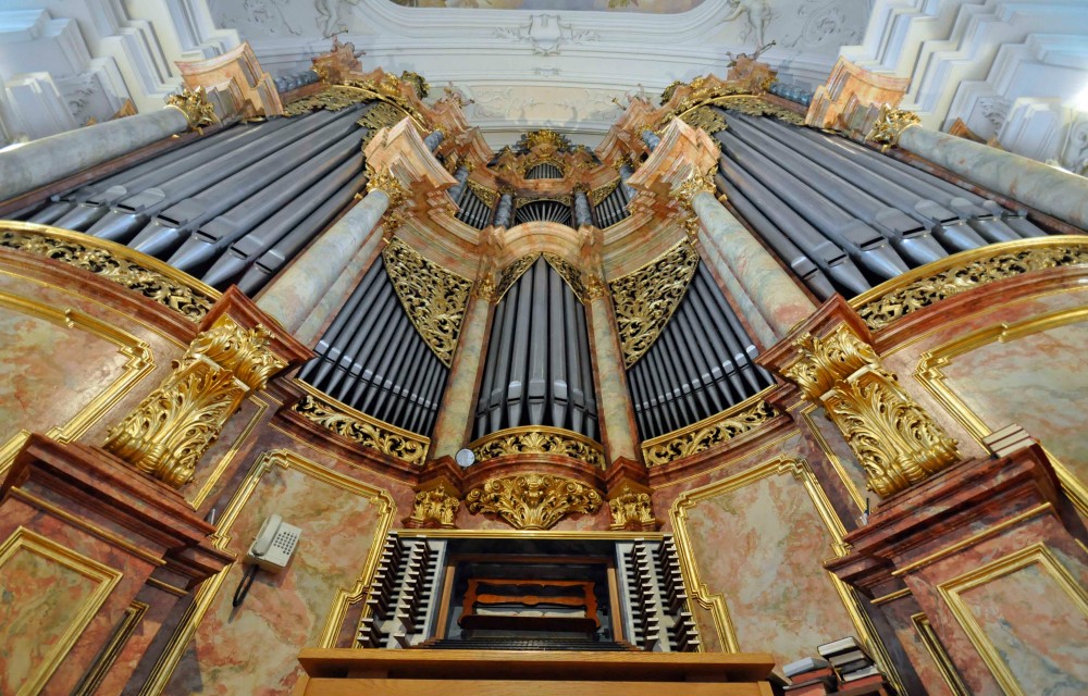 orgel-2k.jpg