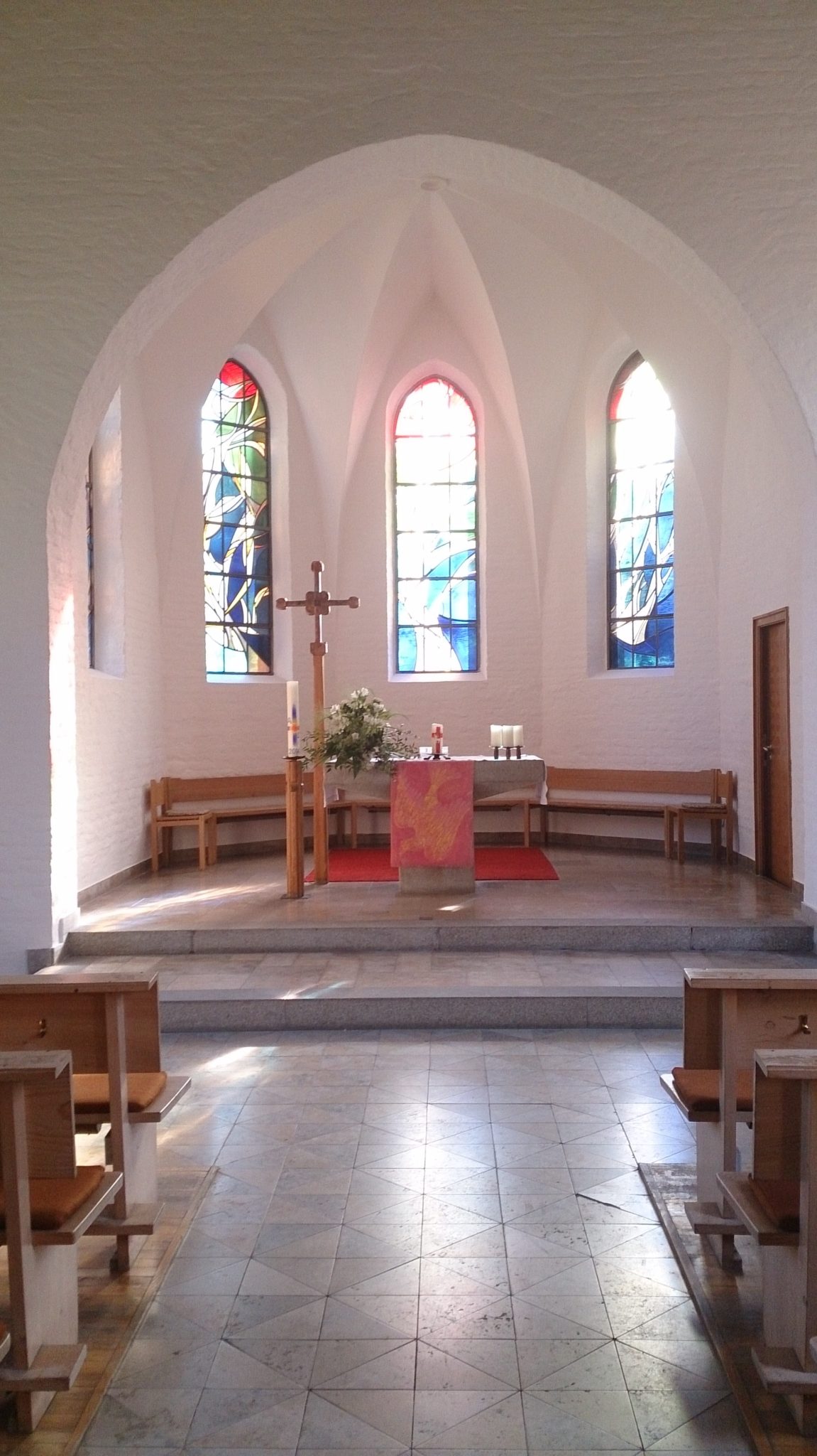 Kreuzkirche_innen_07062014.jpg